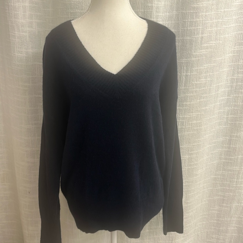 White + Warren sweater v neck wide rib slouchy cashmere navy size M + dustbag - Picture 2 of 8